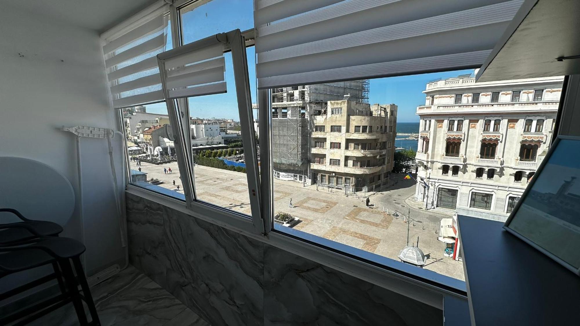 Ferienwohnung Piata Ovidiu Square Constanţa Exterior foto